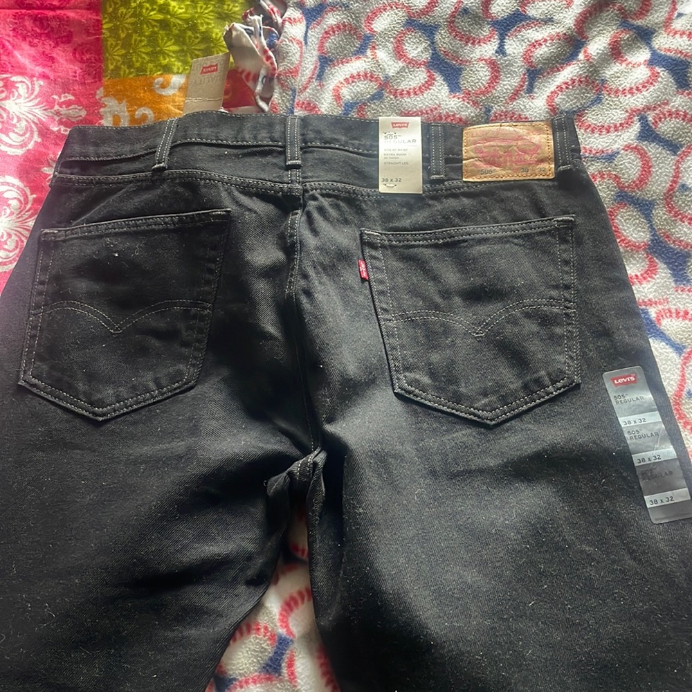 Black Levi 👖!
